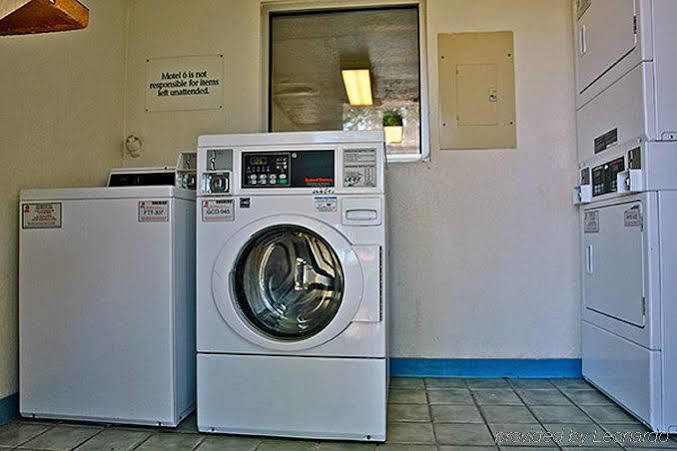 Motel 6-Conroe, Tx Εξωτερικό φωτογραφία